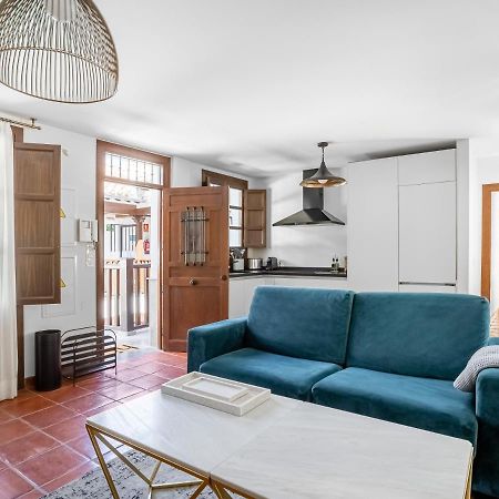 Limehome Granada Calle Santa Ana Luaran gambar