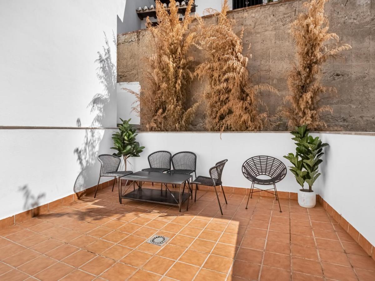 Limehome Granada Calle Santa Ana Luaran gambar