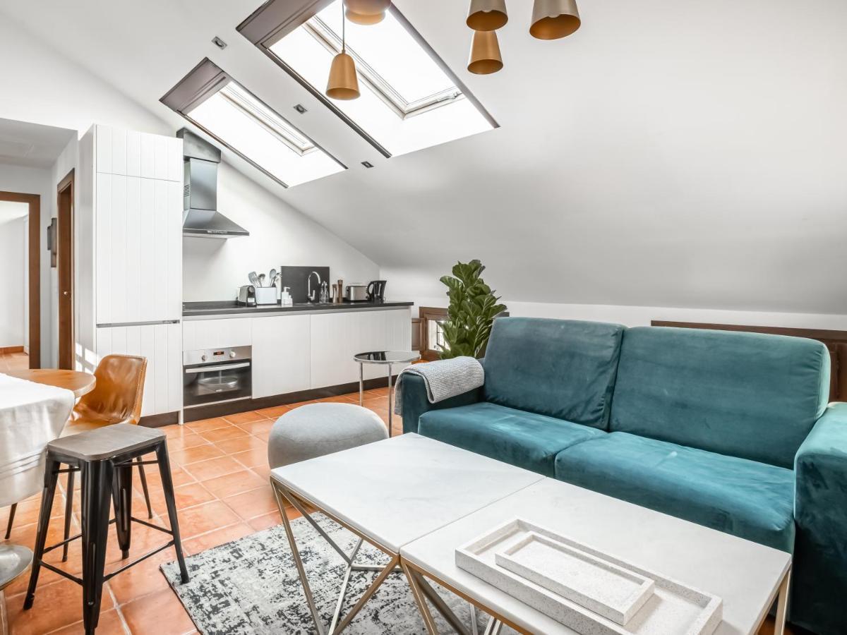Limehome Granada Calle Santa Ana Luaran gambar