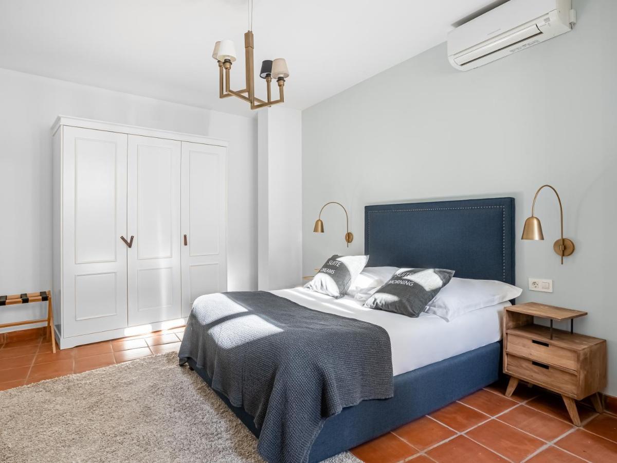 Limehome Granada Calle Santa Ana Luaran gambar