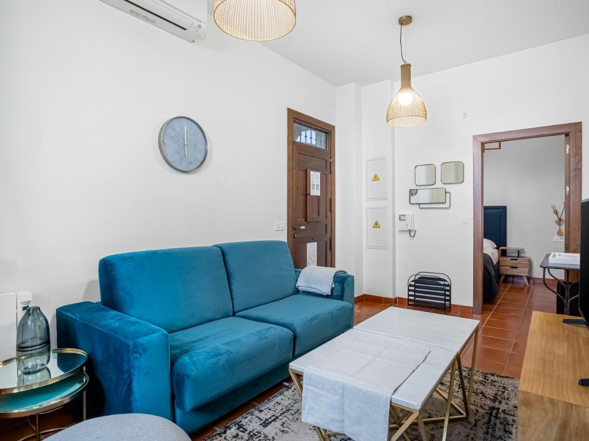 Limehome Granada Calle Santa Ana Luaran gambar