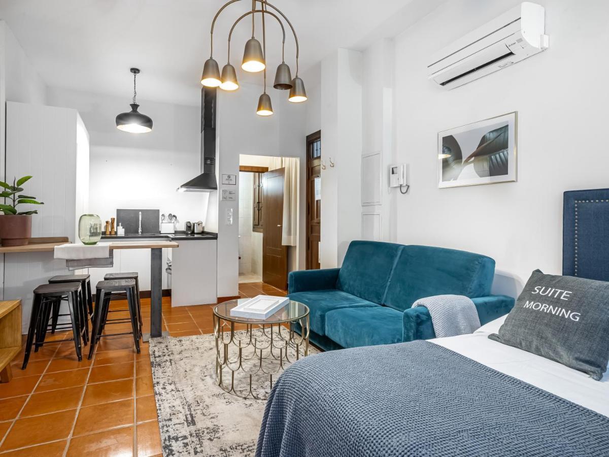 Limehome Granada Calle Santa Ana Luaran gambar