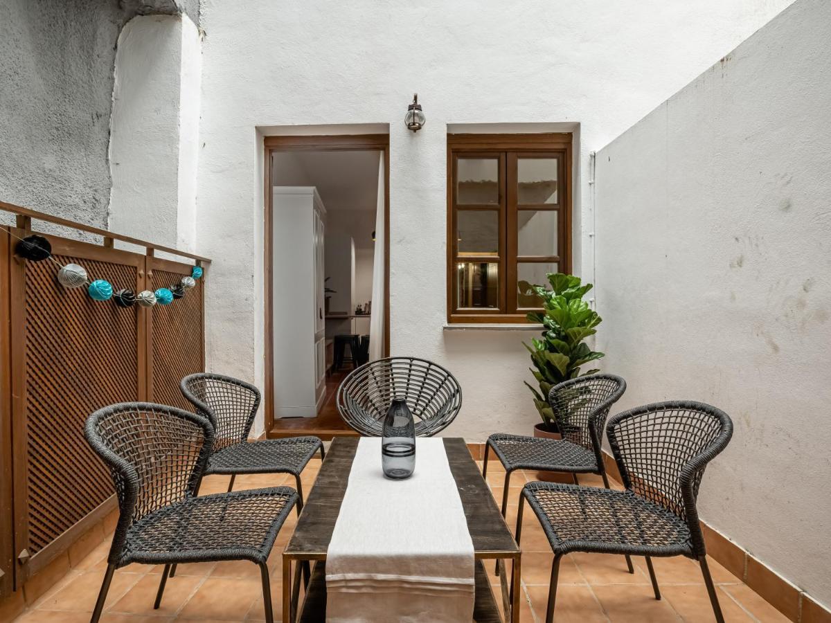 Limehome Granada Calle Santa Ana Luaran gambar