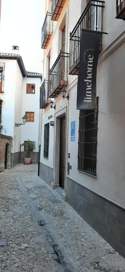 Limehome Granada Calle Santa Ana Luaran gambar